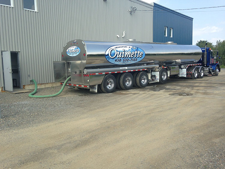 Camion citerne / Capacité : 34000L